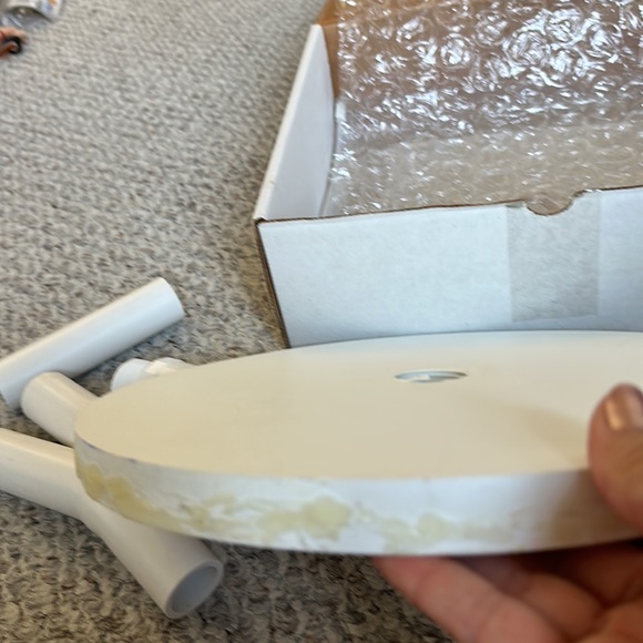 Topsy Turvy Cake Stand, rounded and squared cake. - Picture 8 of 9